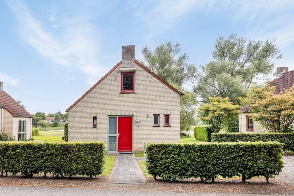 Vakantiehuis Aan Het Water -Incl Laadpaal- Ewijk Dış mekan fotoğraf