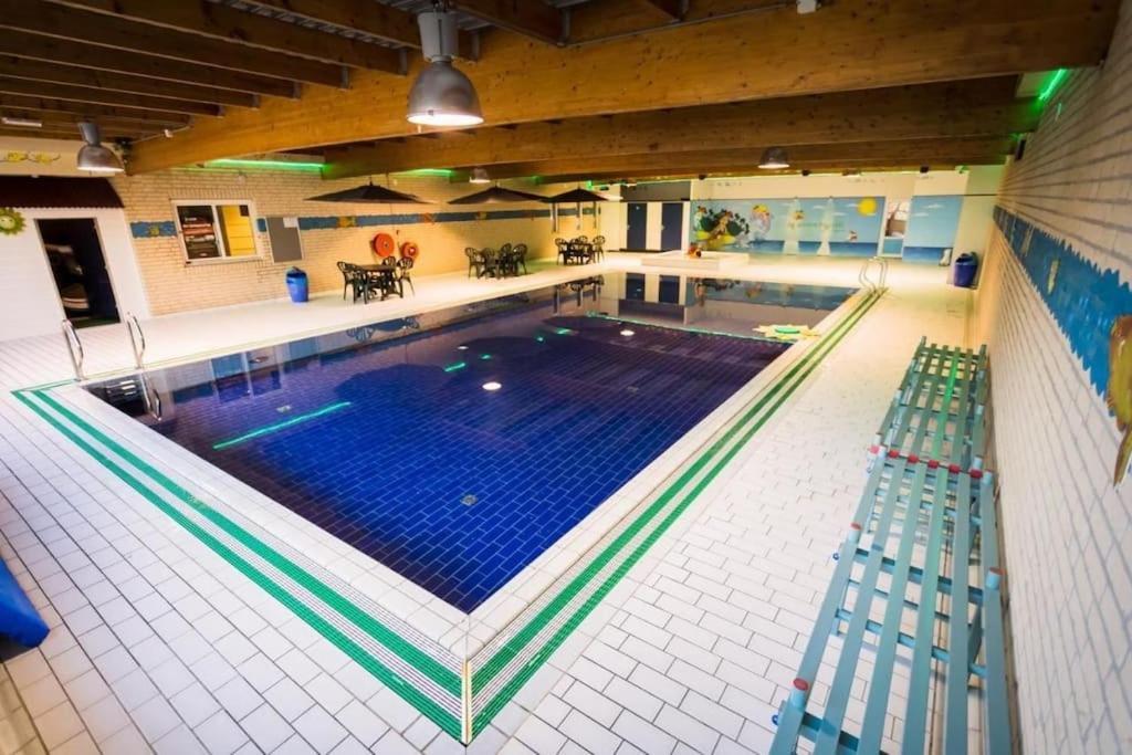 Vakantiehuis Aan Het Water -Incl Laadpaal- Ewijk Dış mekan fotoğraf